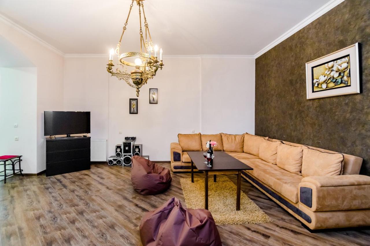 Comfortable House On Marjanishvili Тбилиси Экстерьер фото