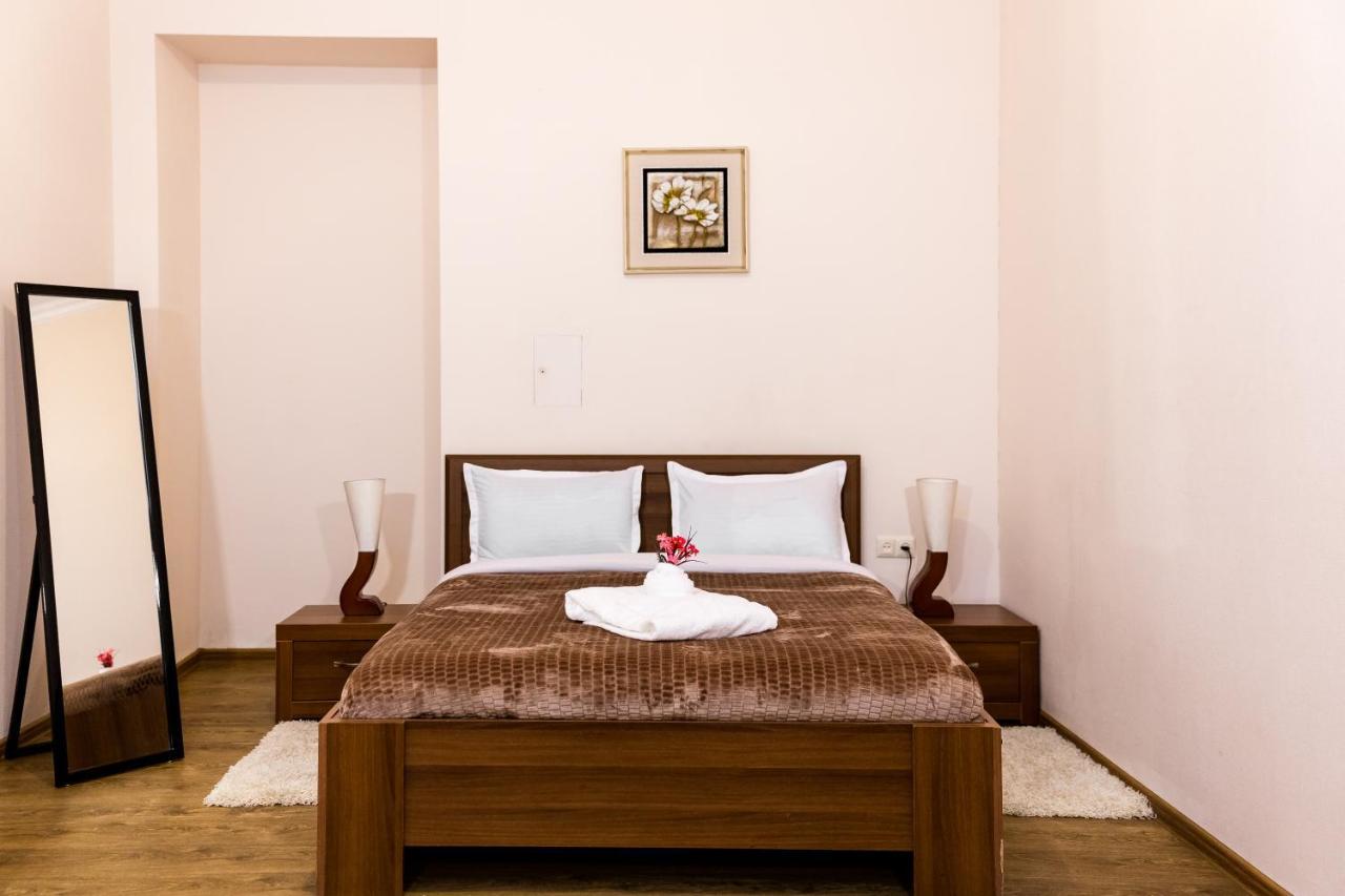 Comfortable House On Marjanishvili Тбилиси Экстерьер фото