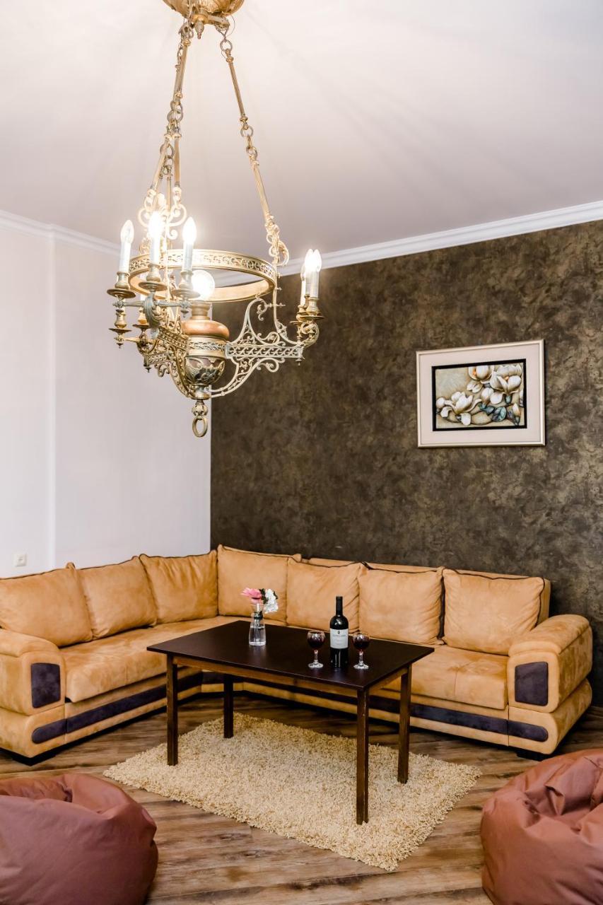 Comfortable House On Marjanishvili Тбилиси Экстерьер фото