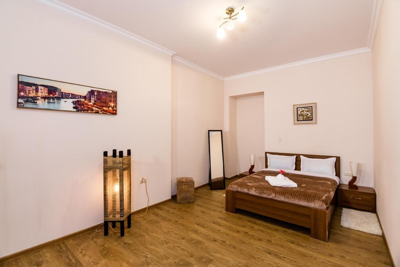 Comfortable House On Marjanishvili Тбилиси Экстерьер фото